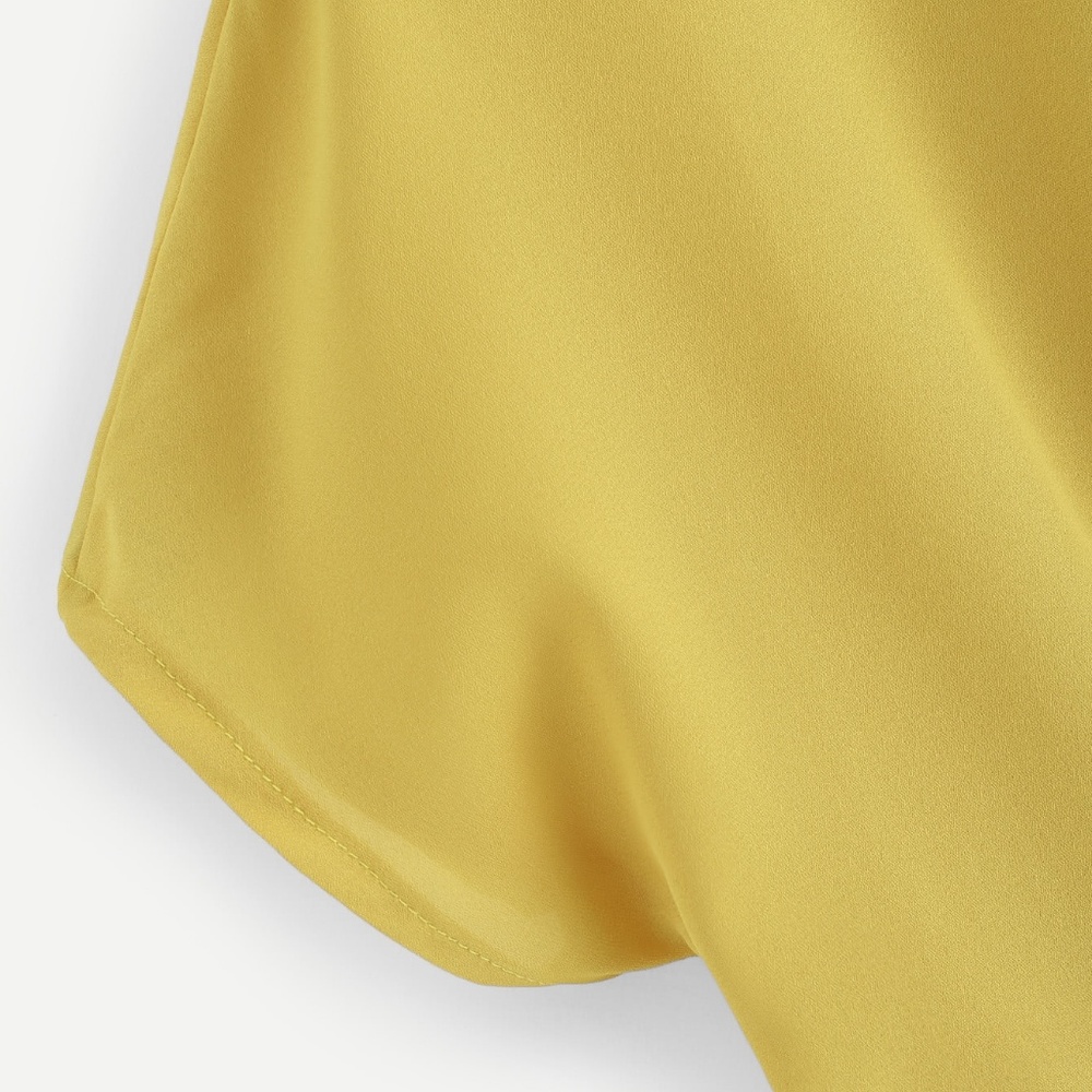 Twist Front Top - Picture 3 of 4